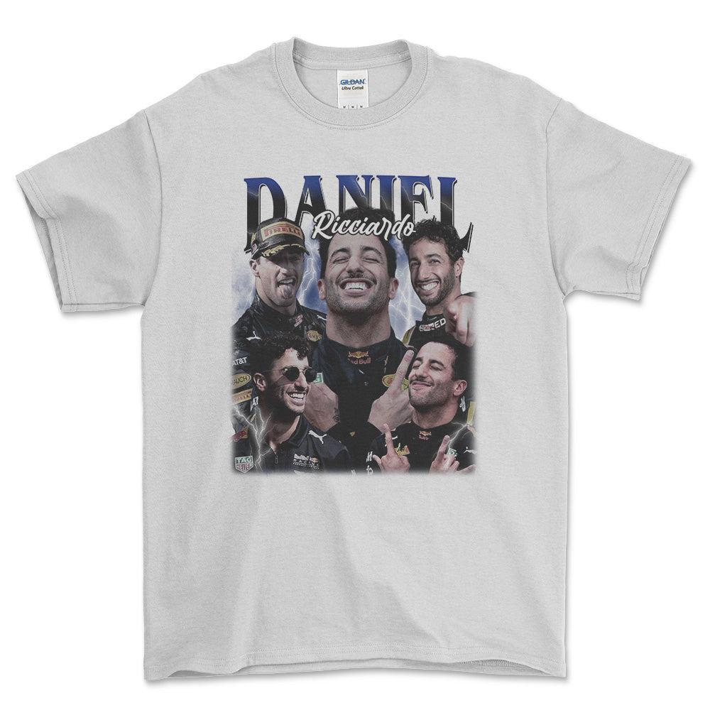 Formula 1 Daniel Riccardo - Unisex T-Shirt , Bomuld-Beklædning-Formula 1-Hvid-S-Forside-Garage Culture Shop- garage - man cave - merchandise