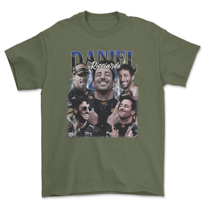 Formula 1 Daniel Riccardo - Unisex T-Shirt , Bomuld-Beklædning-Formula 1-Grøn Militær-S-Forside-Garage Culture Shop- garage - man cave - merchandise