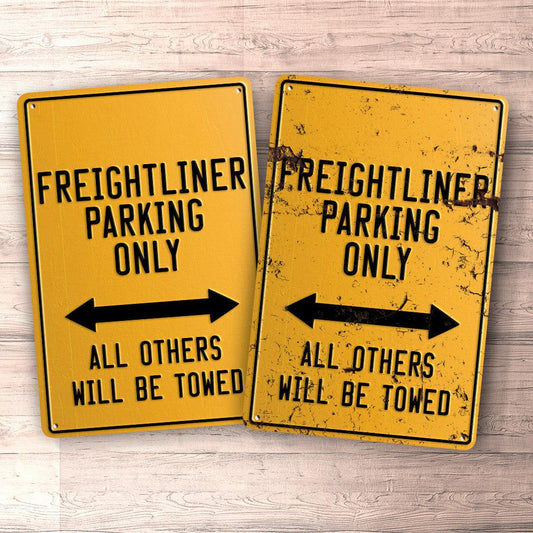 Freightliner Parking Only Skilte, Musemåtte, Dørmåtte , Plakat-Parking skilte-Freightliner-Garage Culture Shop- garage - man cave - merchandise