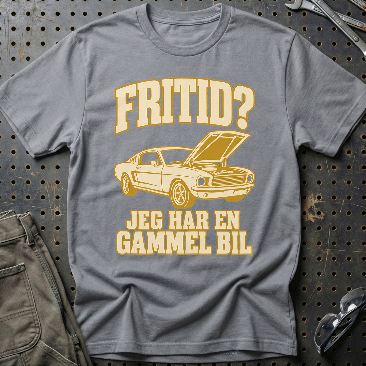 
Produktbillede af Fritid jeg har en gammel bil T-Shirt