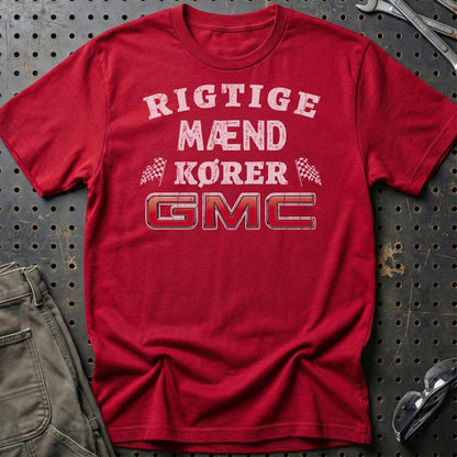 GMC Rigtige Mænd Kører - Unisex T-Shirt , Bomuld-Beklædning-GMC-Rød-S-Garage Culture Shop- garage - man cave - merchandise