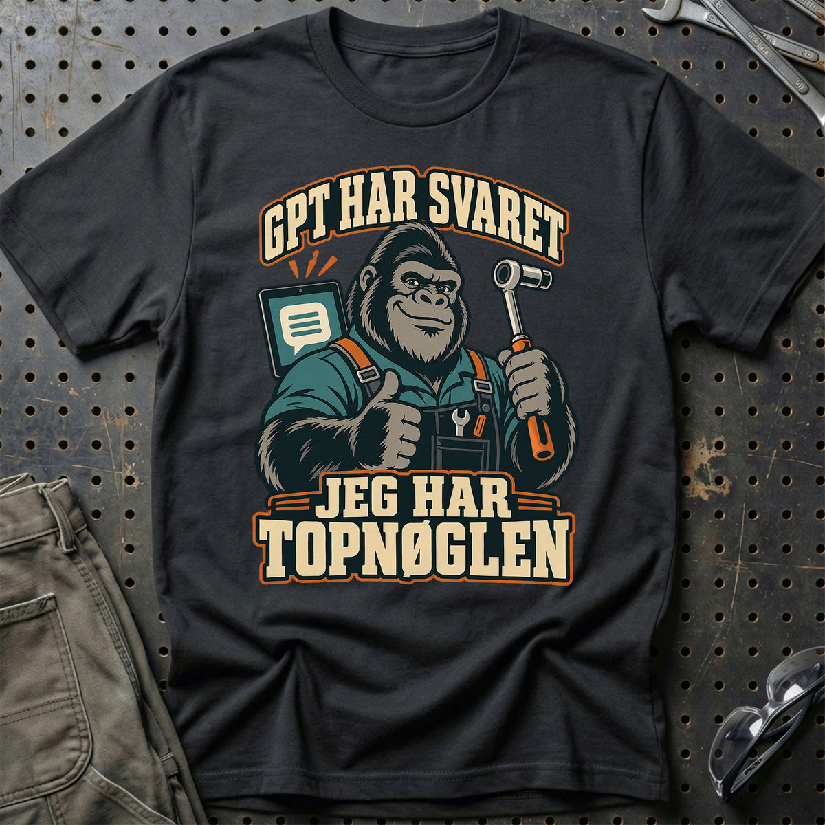 
GPT har svaret – Jeg har topnøglen T-Shirt – Sort