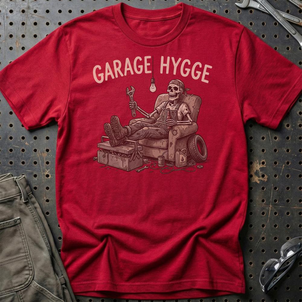 Garage Hygge T-Shirt-Beklædning-Funny Garage-Rød-S-Garage Culture Shop- garage - man cave - merchandise