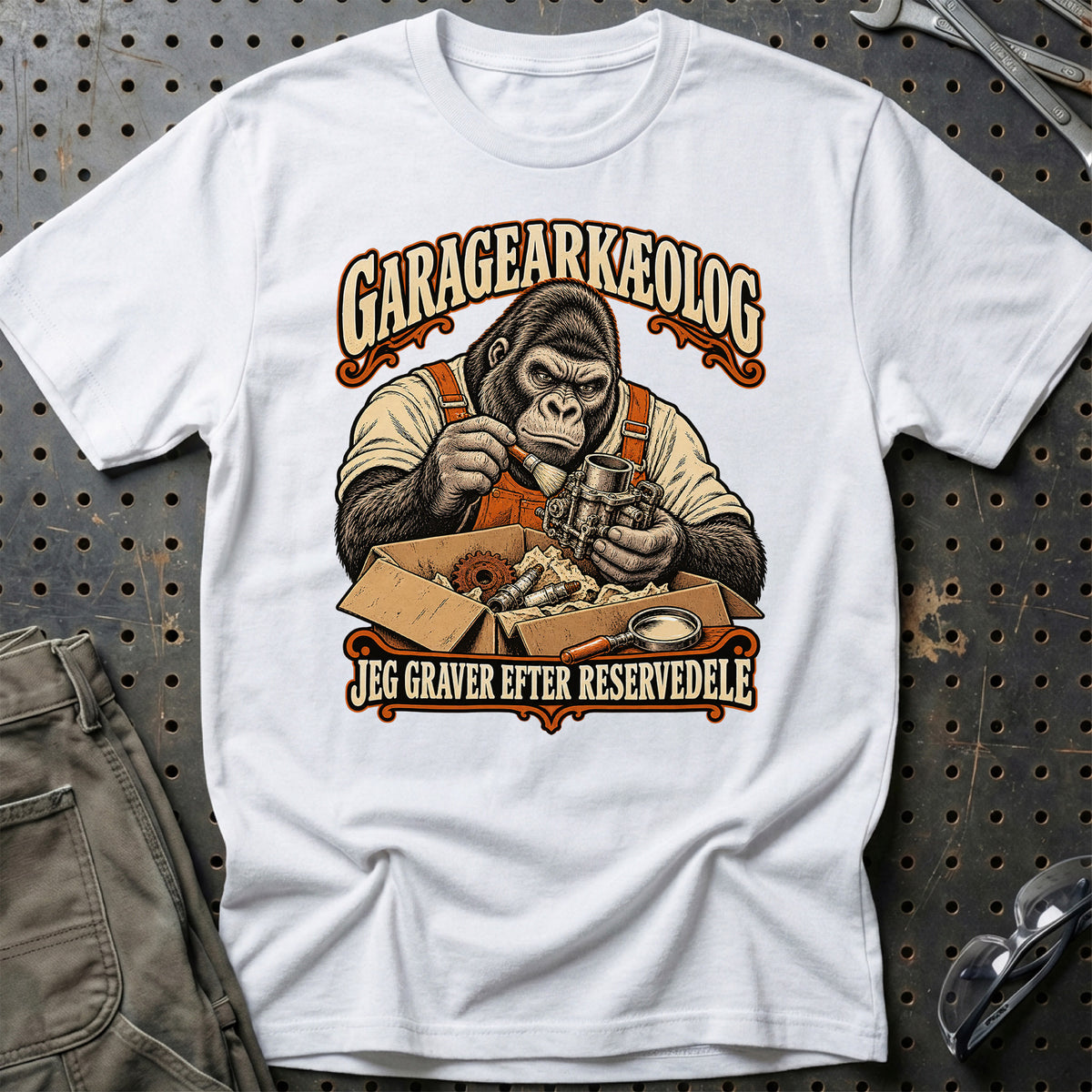 
Produktbillede af Garagearkæolog – Jeg graver efter reservedele T-Shirt