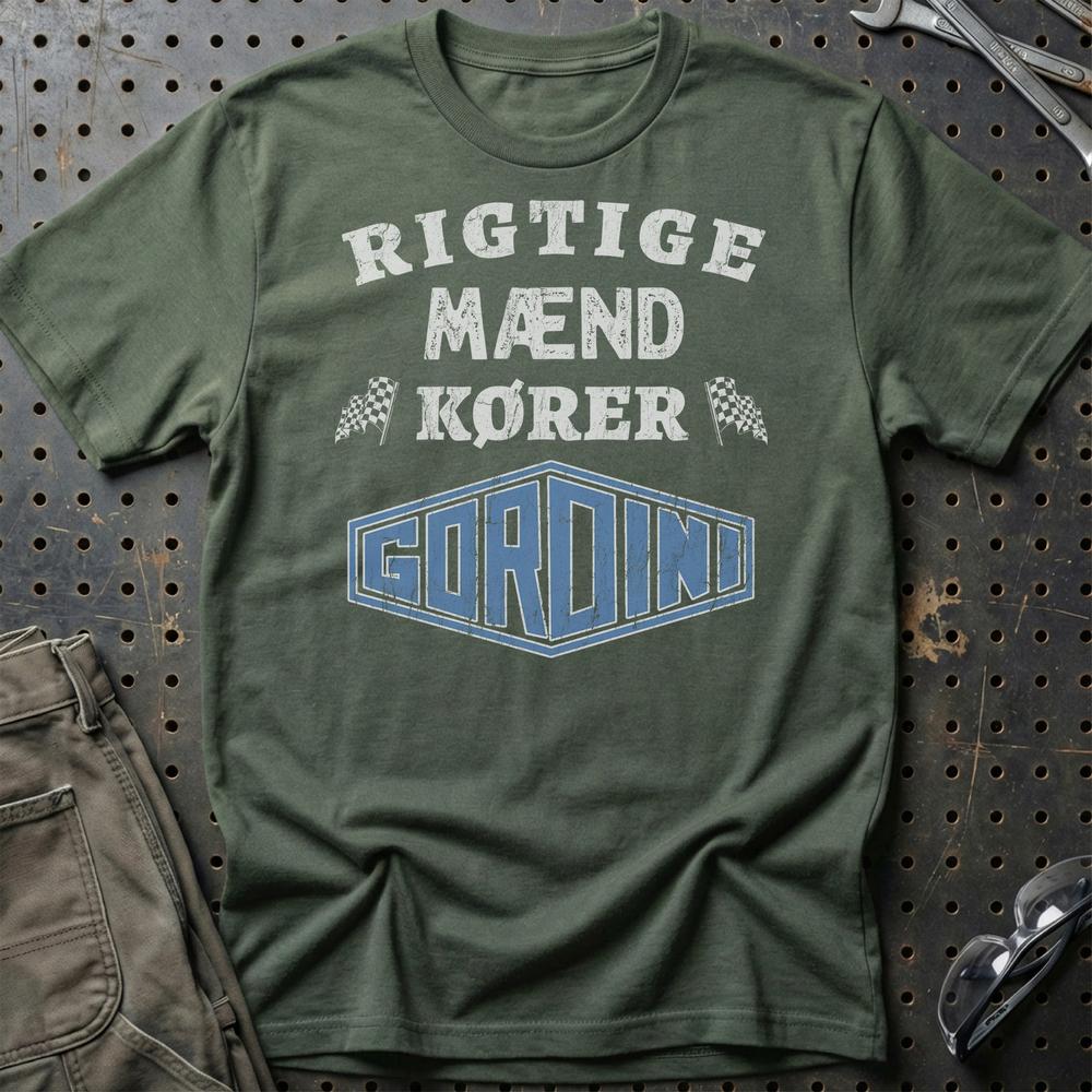 Guldner Rigtige Mænd Kører T-Shirt-Beklædning-Güldner-Grøn Militær-S-Garage Culture Shop- garage - man cave - merchandise