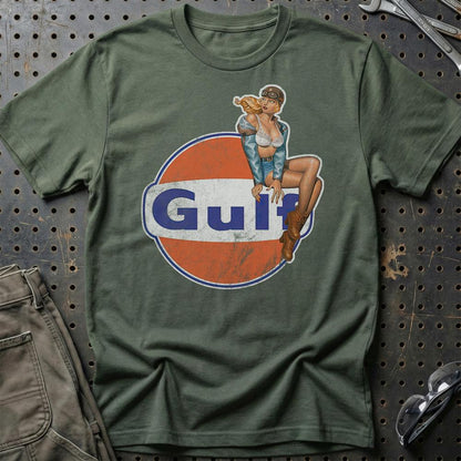 Gulf Pinup - Unisex T-Shirt , Bomuld-Beklædning-Motoroil-Grøn Militær-S-Garage Culture Shop- garage - man cave - merchandise