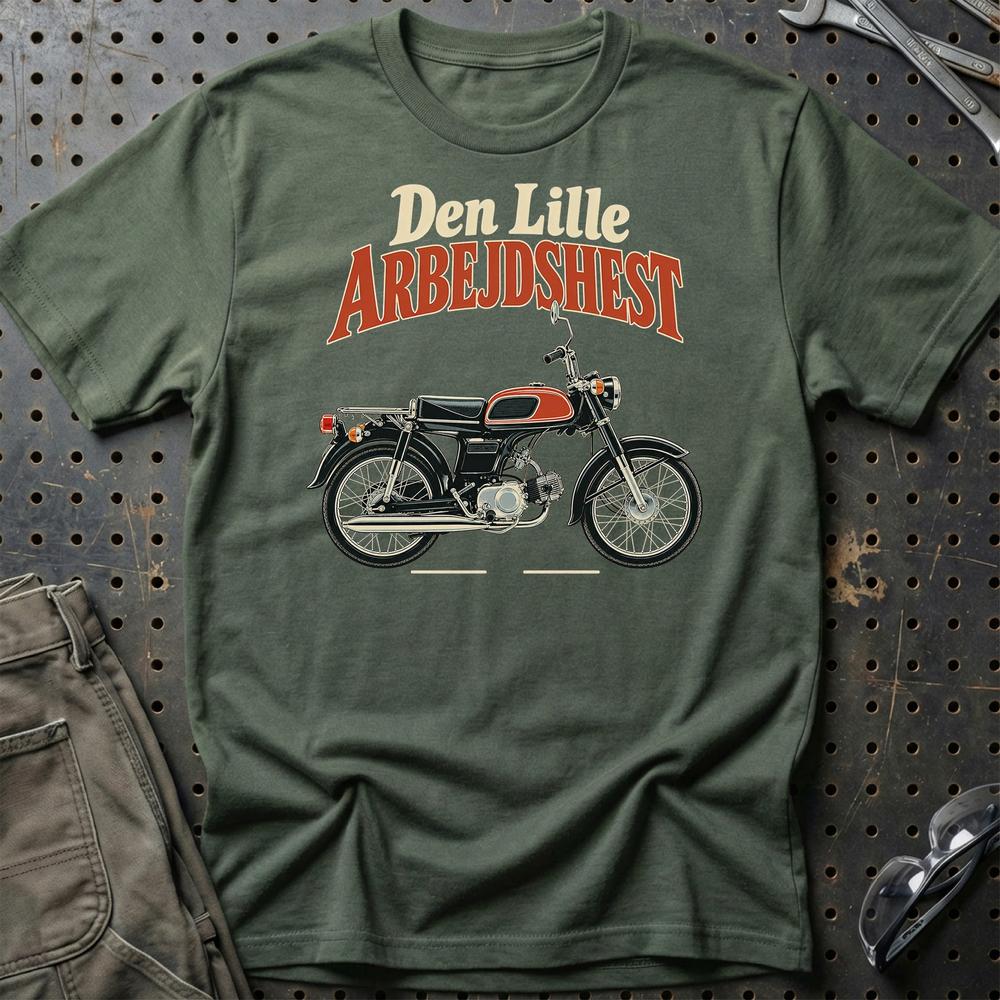 
Produktbillede af Honda CD50 – Den Lille Arbejdshest T-Shirt