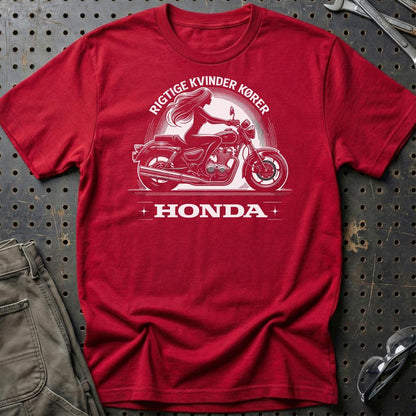 Honda Rigtige Kvinder Kører Honda - Unisex T-Shirt , Bomuld-Beklædning-Honda-Rød-S-Garage Culture Shop- garage - man cave - merchandise
