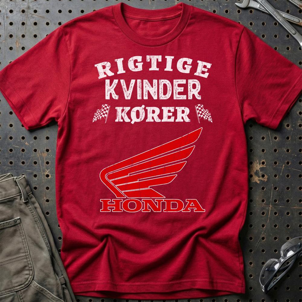 Honda Rigtige Kvinder Kører - Unisex T-Shirt , Bomuld-Beklædning-Honda-Rød-S-Garage Culture Shop- garage - man cave - merchandise
