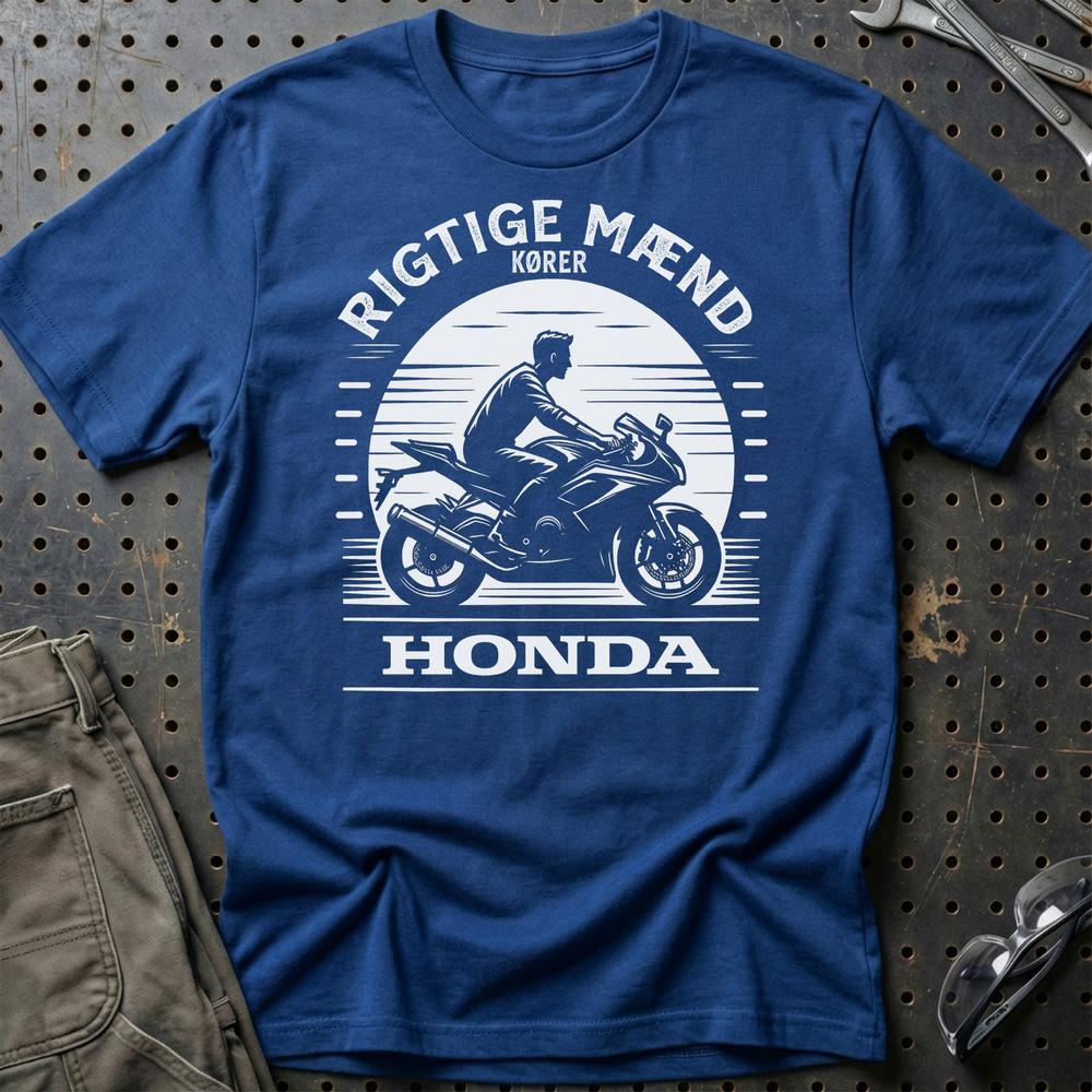Honda Rigtige mænd kører Honda T-Shirt-Beklædning-Honda-Blå Royal-S-Garage Culture Shop- garage - man cave - merchandise