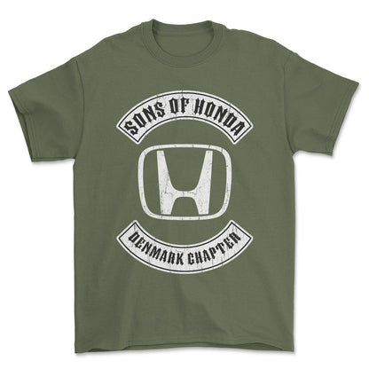 Honda Sons Of Honda Denmark Chapter Unisex T-Shirt , Bomuld-Beklædning-Honda-Grøn Militær-S-Forside-Garage Culture Shop- garage - man cave - merchandise