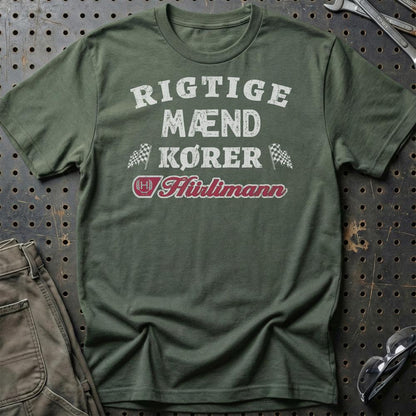 Hurlimann Rigtige Mænd Kører - Unisex T-Shirt , Bomuld-Beklædning-Hürlimann-Grøn Militær-S-Garage Culture Shop- garage - man cave - merchandise