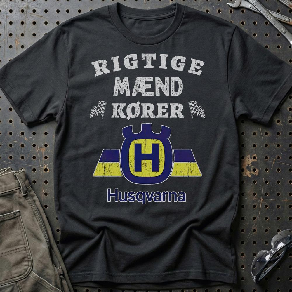 Husqvarna Rigtige Mænd Kører - Unisex T-Shirt , Bomuld-Beklædning-Husqvarna-Sort-S-Garage Culture Shop- garage - man cave - merchandise