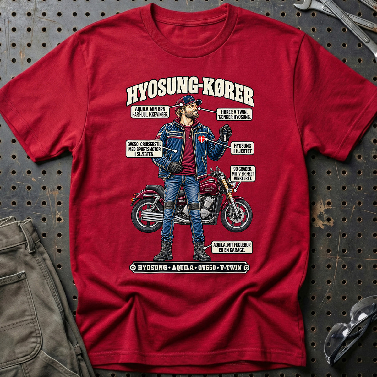 
Hyosung-Kører T-Shirt – Rød