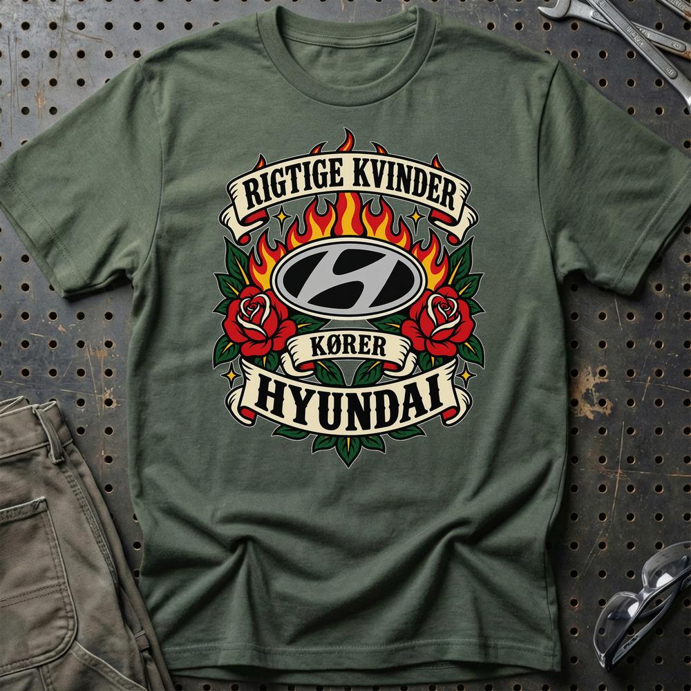 
Produktbillede af Hyundai Rigtige Kvinder Kører – Roser og Flammer T-Shirt