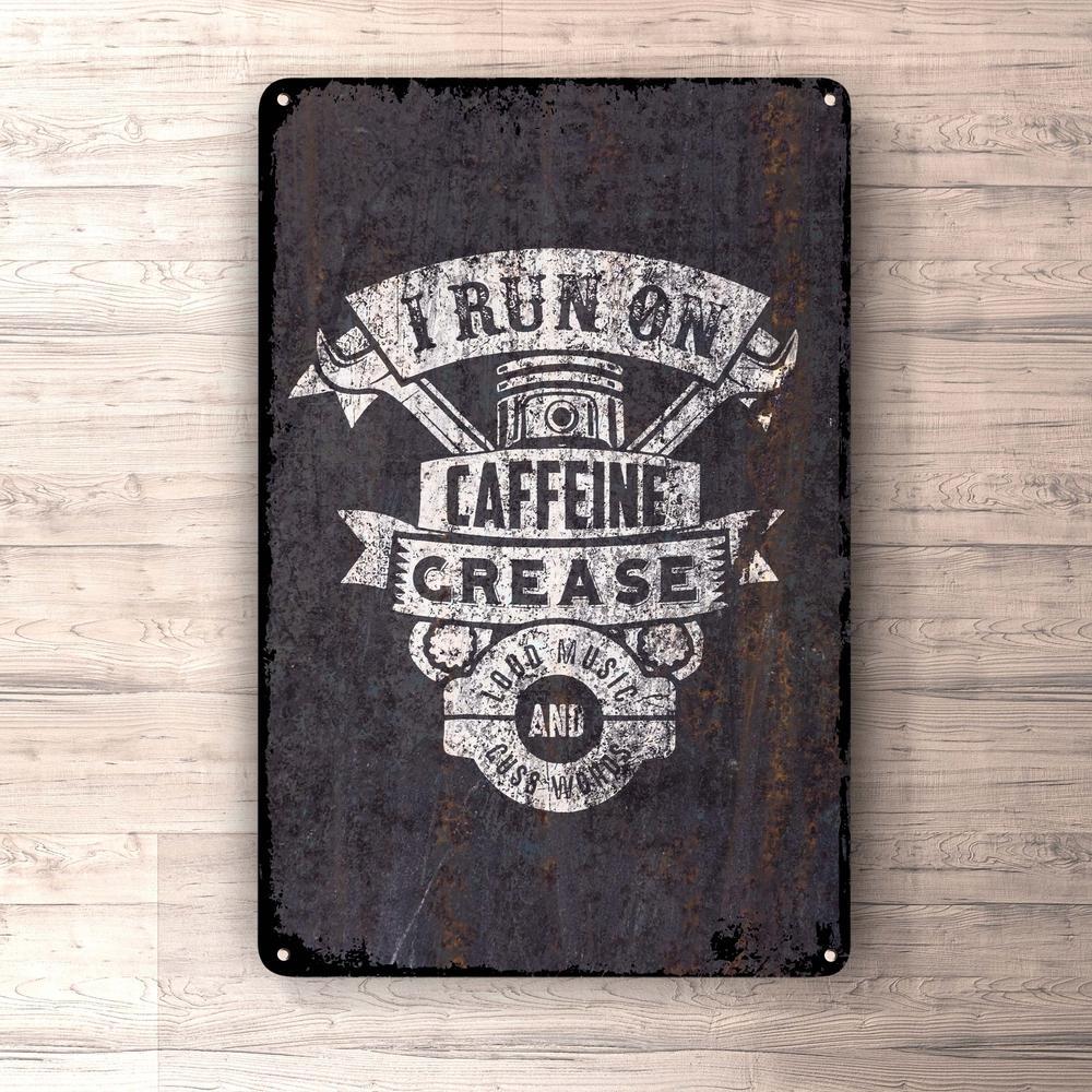 I Run On Caffeine Grease Laud Music And Guss Words Skilte, Musemåtte, Dørmåtte , Plakat-Skilte-Funny Garage-Garage Culture Shop- garage - man cave - merchandise