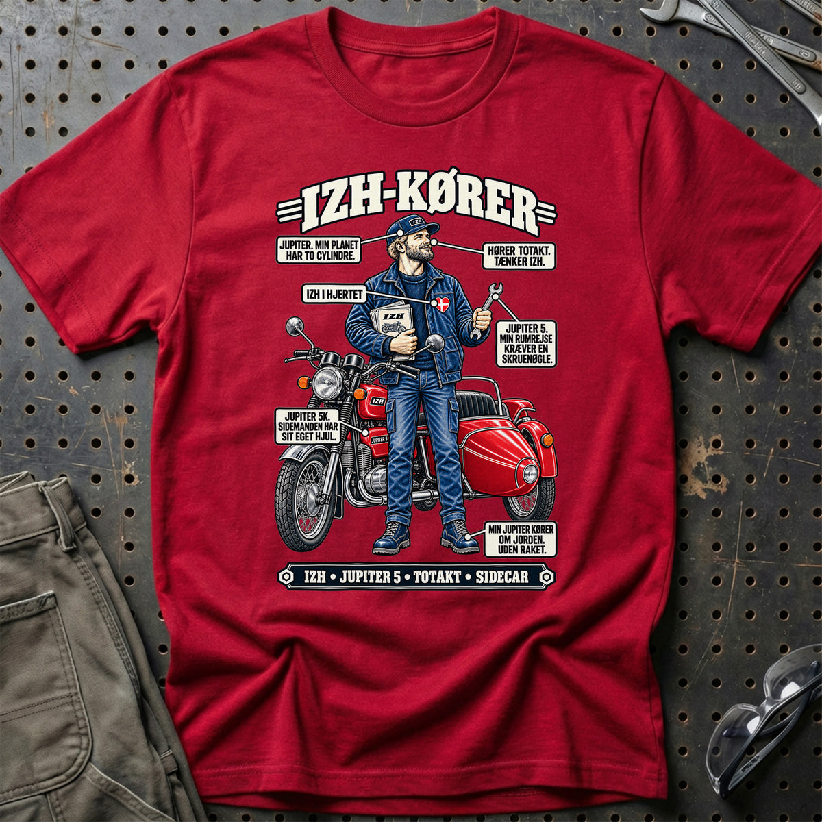 
IZH-Kører T-Shirt – Rød