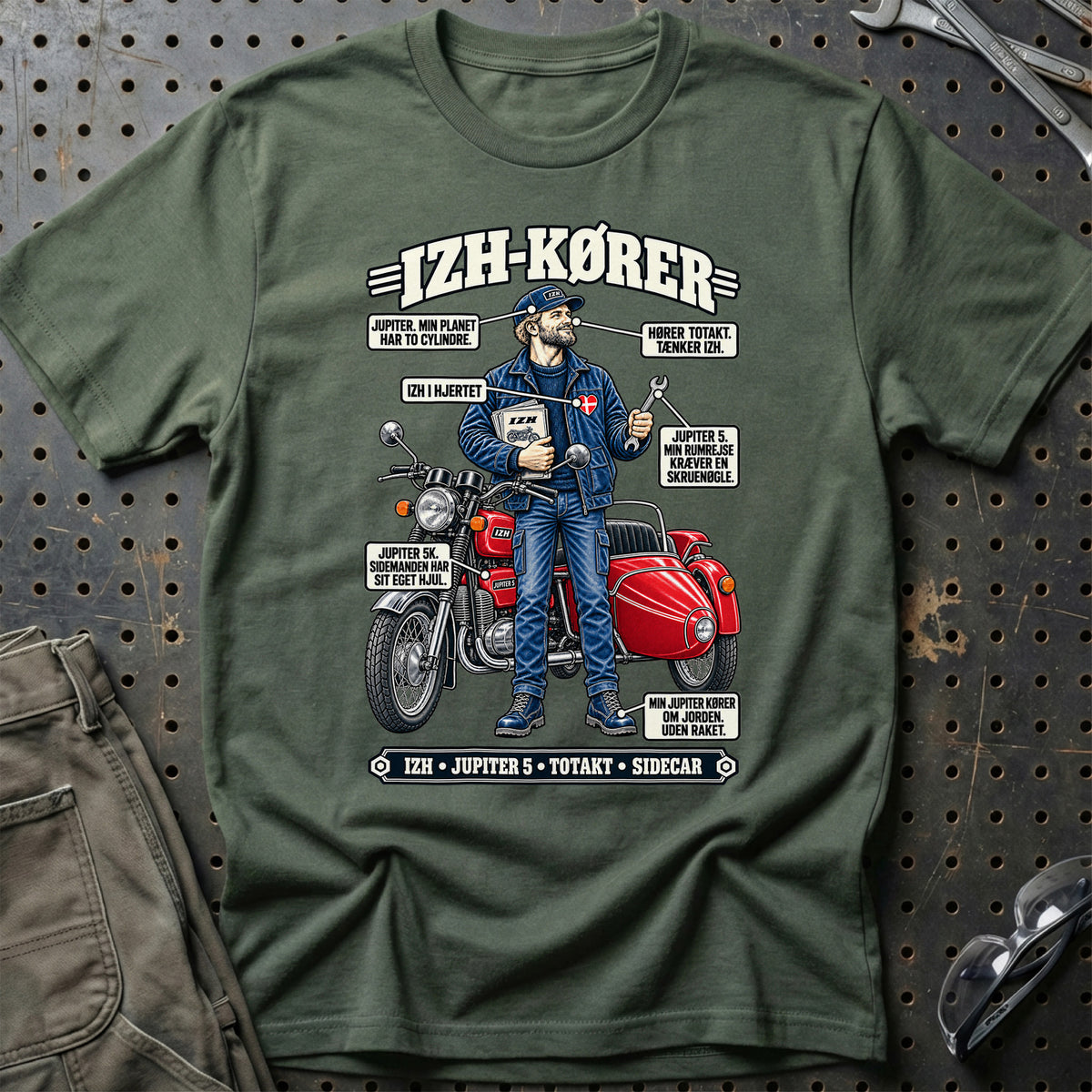 
IZH-Kører T-Shirt – Grøn Militær