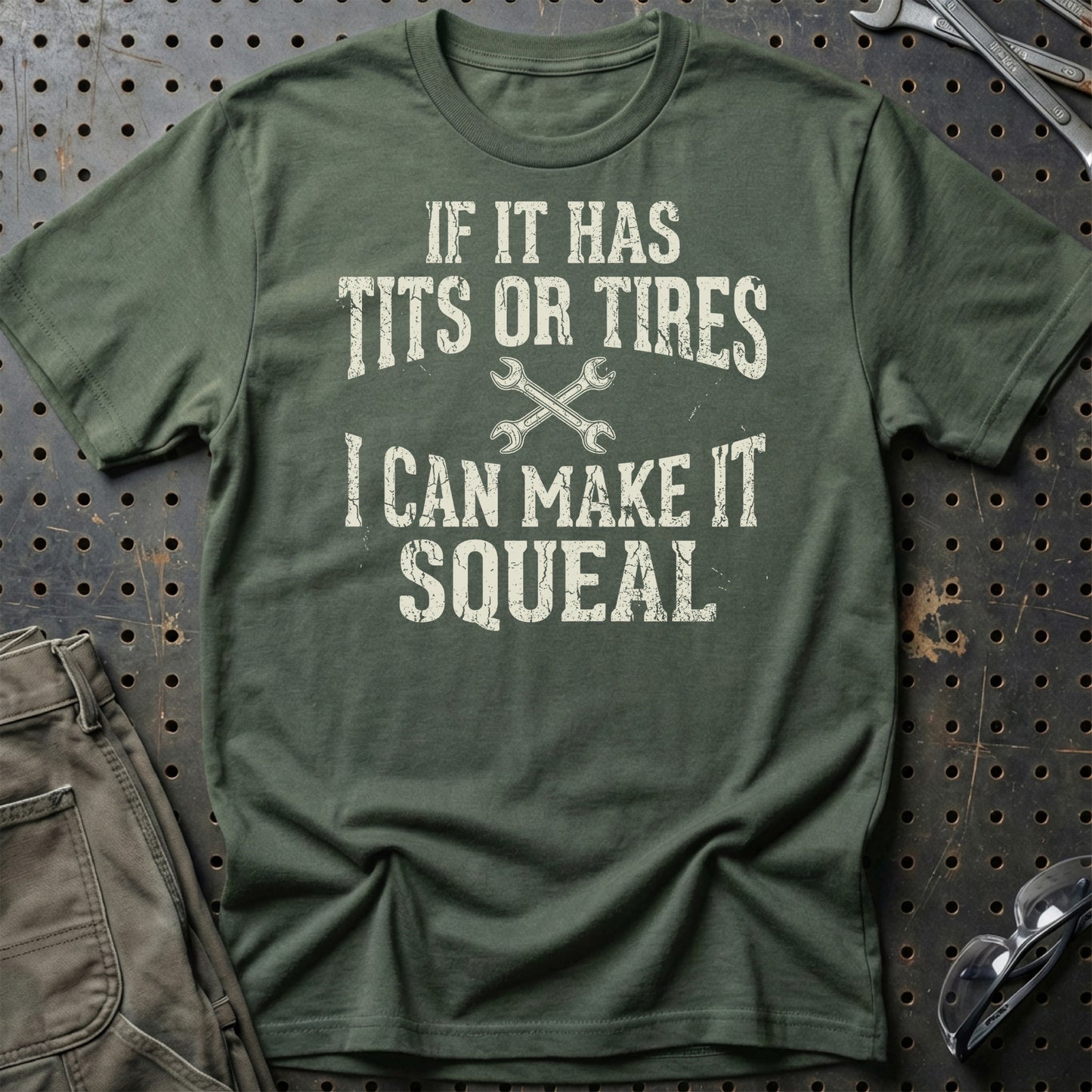If It Has Tits or Tires - Unisex T-Shirt , Bomuld-Beklædning-Garage Culture-Grøn Militær-S-Garage Culture Shop- garage - man cave - merchandise