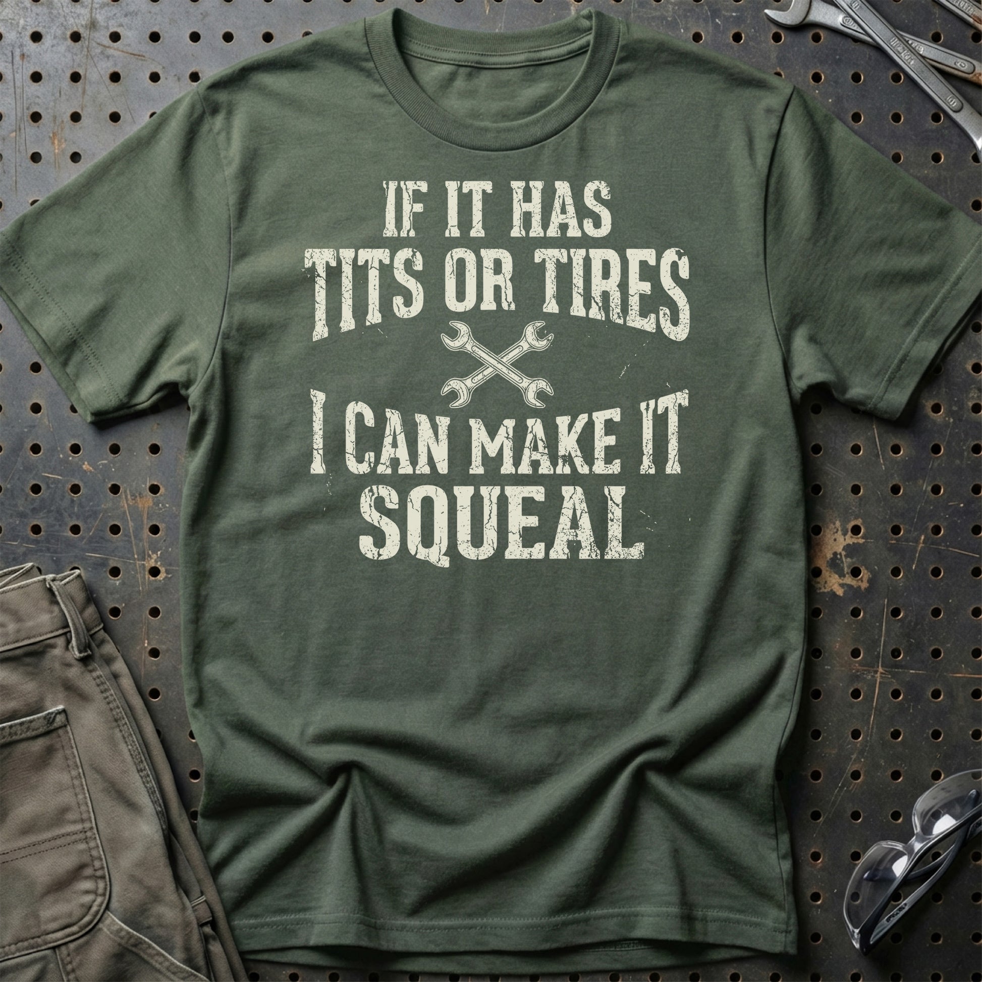 If It Has Tits or Tires - Unisex T-Shirt , Bomuld-Beklædning-Garage Culture-Grøn Militær-S-Garage Culture Shop- garage - man cave - merchandise