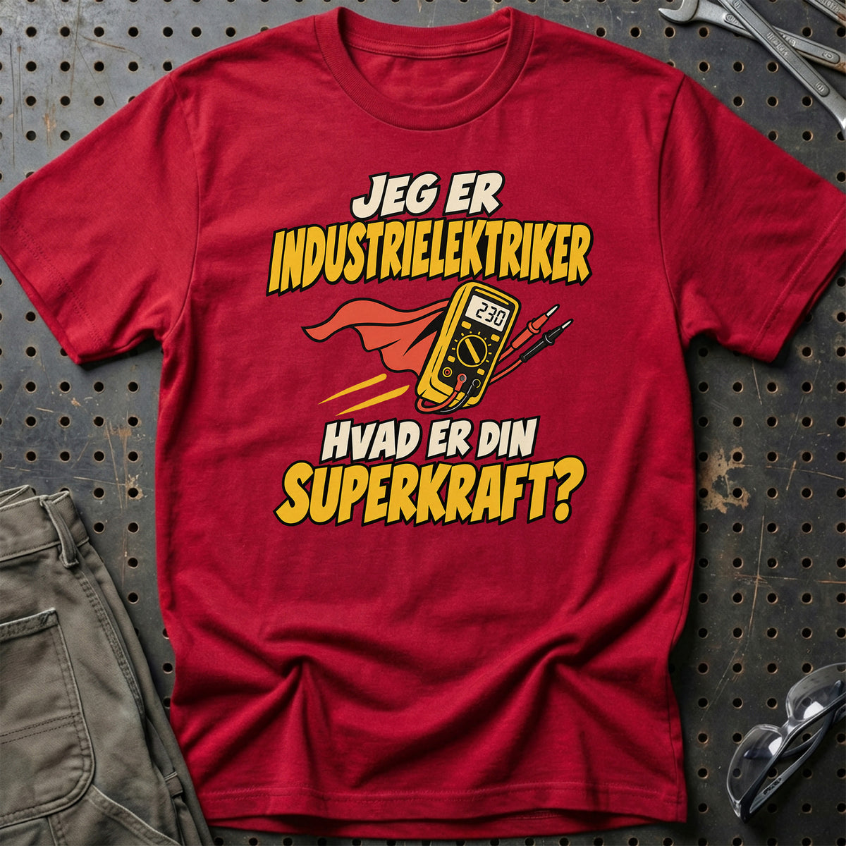 
Industrielektriker – Hvad er din superkraft? – Unisex T-Shirt – Rød