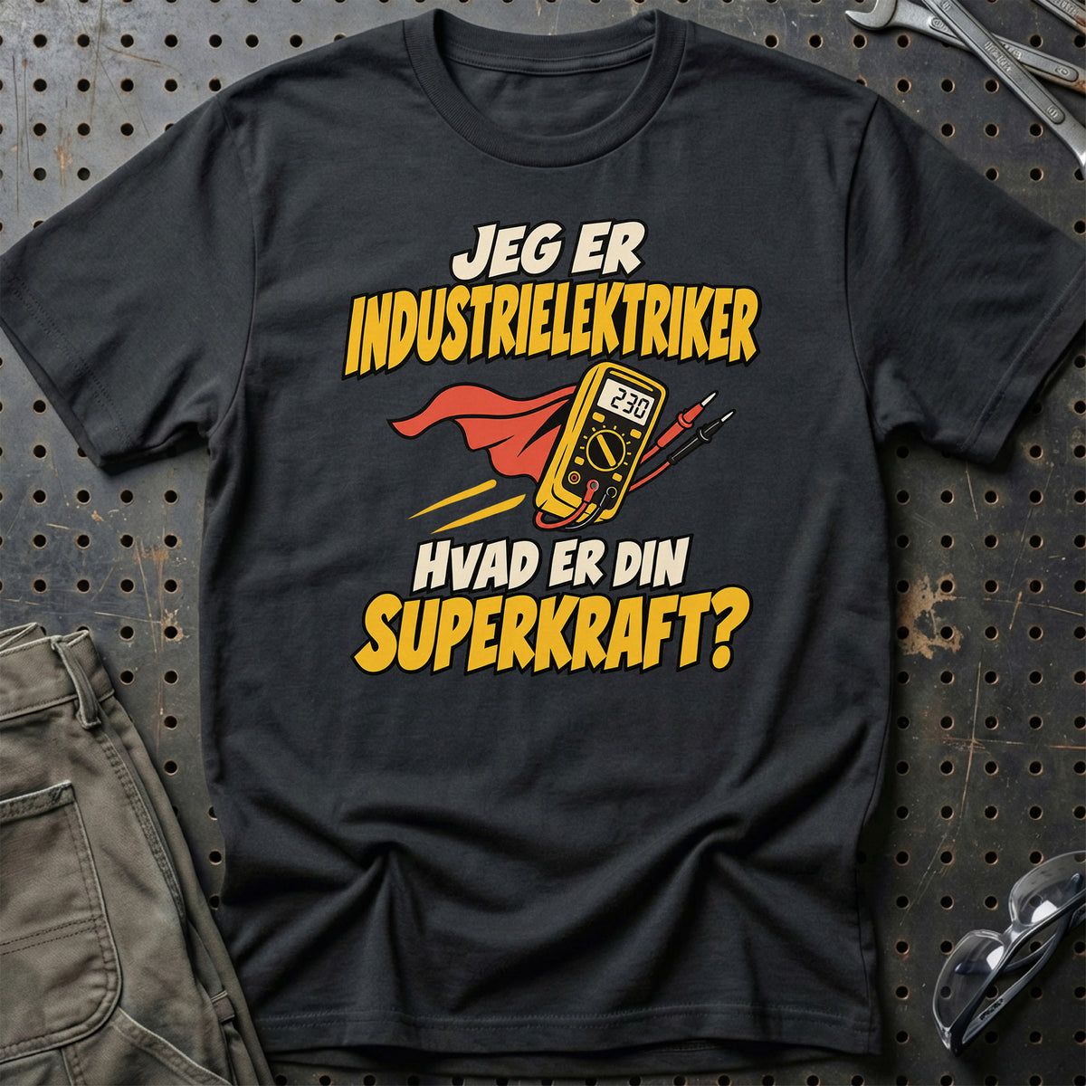 
Industrielektriker – Hvad er din superkraft? – Unisex T-Shirt – Sort