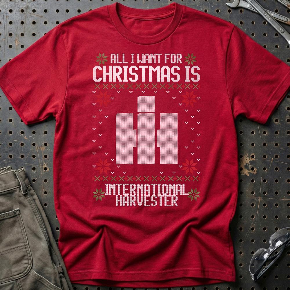 International Harvester - All I Want For Christmas T-Shirt-Beklædning-International Harvester-Rød-S-Garage Culture Shop- garage - man cave - merchandise