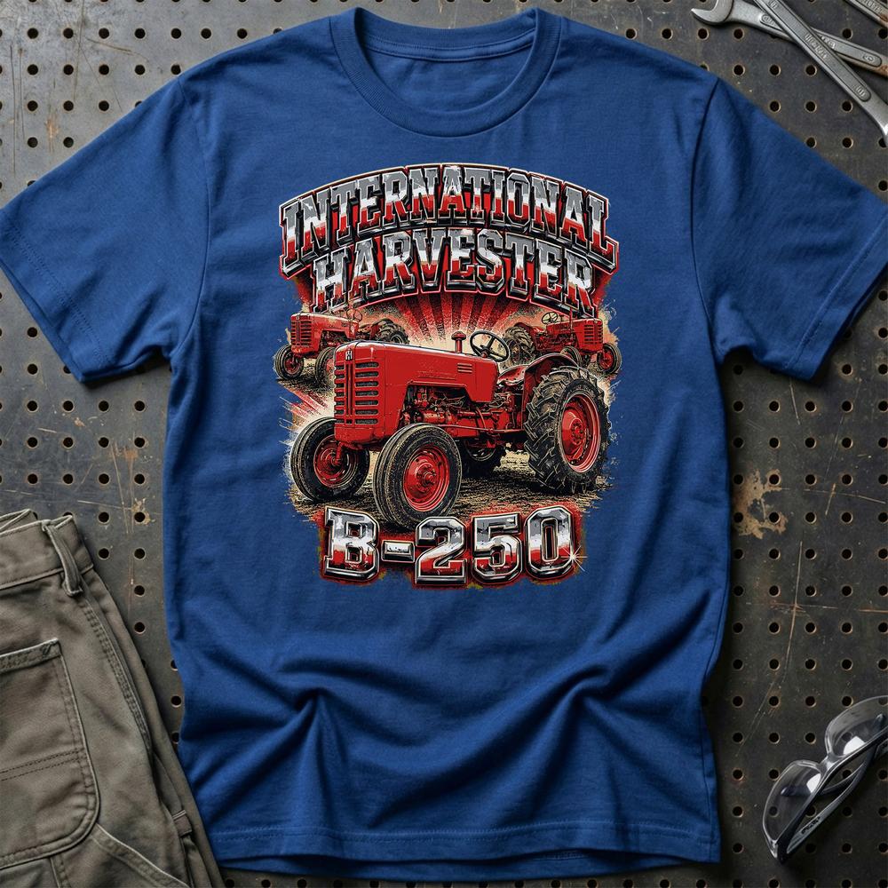 International Harvester IH B-250 Klassisk T-Shirt-Beklædning-International Harvester-Blå Royal-S-Garage Culture Shop- garage - man cave - merchandise