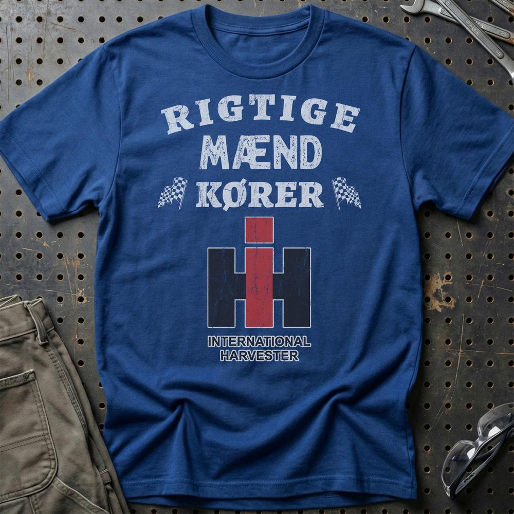 International Harvester Rigtige Mænd Kører - Unisex T-Shirt , Bomuld-Beklædning-International Harvester-Blå Royal-S-Garage Culture Shop- garage - man cave - merchandise
