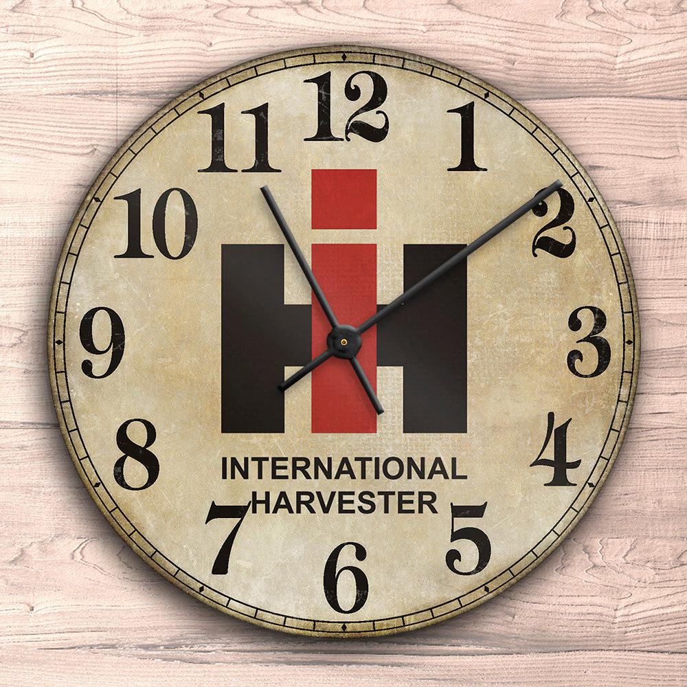 International Harvester Vægur Rundt-Clock-International Harvester-Garage Culture Shop- garage - man cave - merchandise
