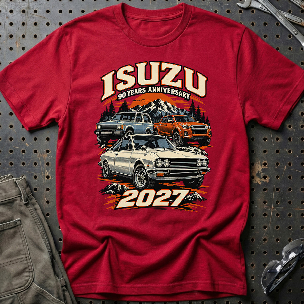 
Isuzu – 90 Years Anniversary 2027 T-Shirt – Rød