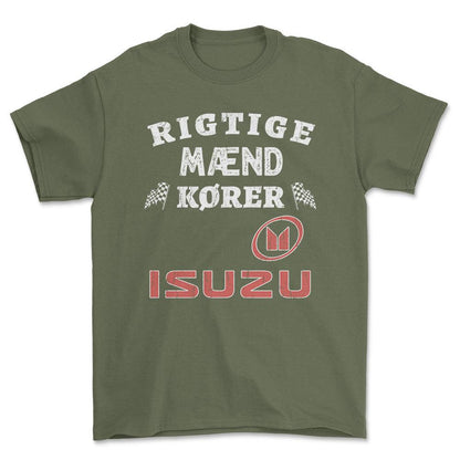 Isuzu Rigtige Mænd Kører - Unisex T-Shirt , Bomuld-Beklædning-Isuzu-Grøn Militær-S-Forside-Garage Culture Shop- garage - man cave - merchandise