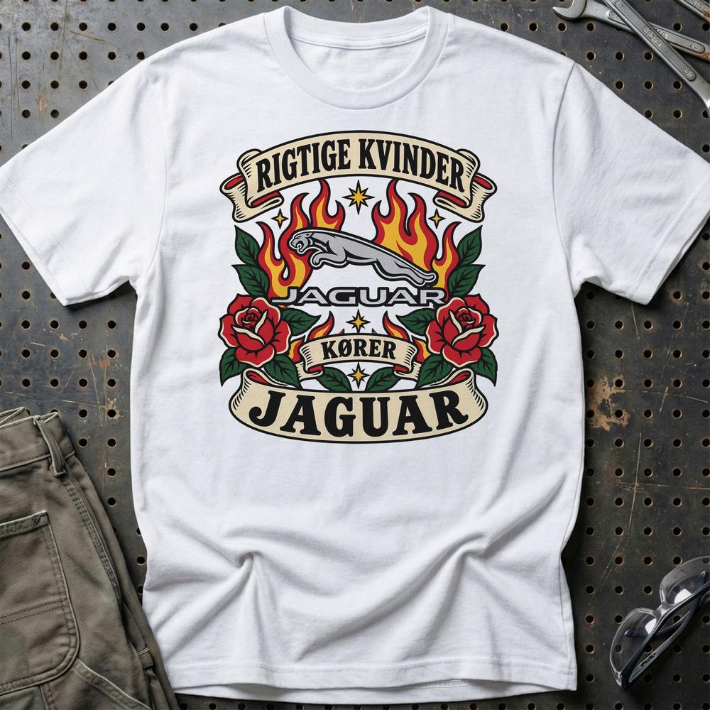 Jaguar Rigtige Kvinder Kører – Roser og Flammer T-Shirt-Beklædning-Jaguar-Hvid-S-Garage Culture Shop- garage - man cave - merchandise