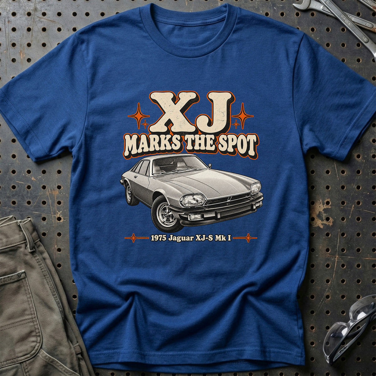 
Jaguar XJ-S Mk I 1975 – XJ Marks the Spot T-Shirt – Blå Royal