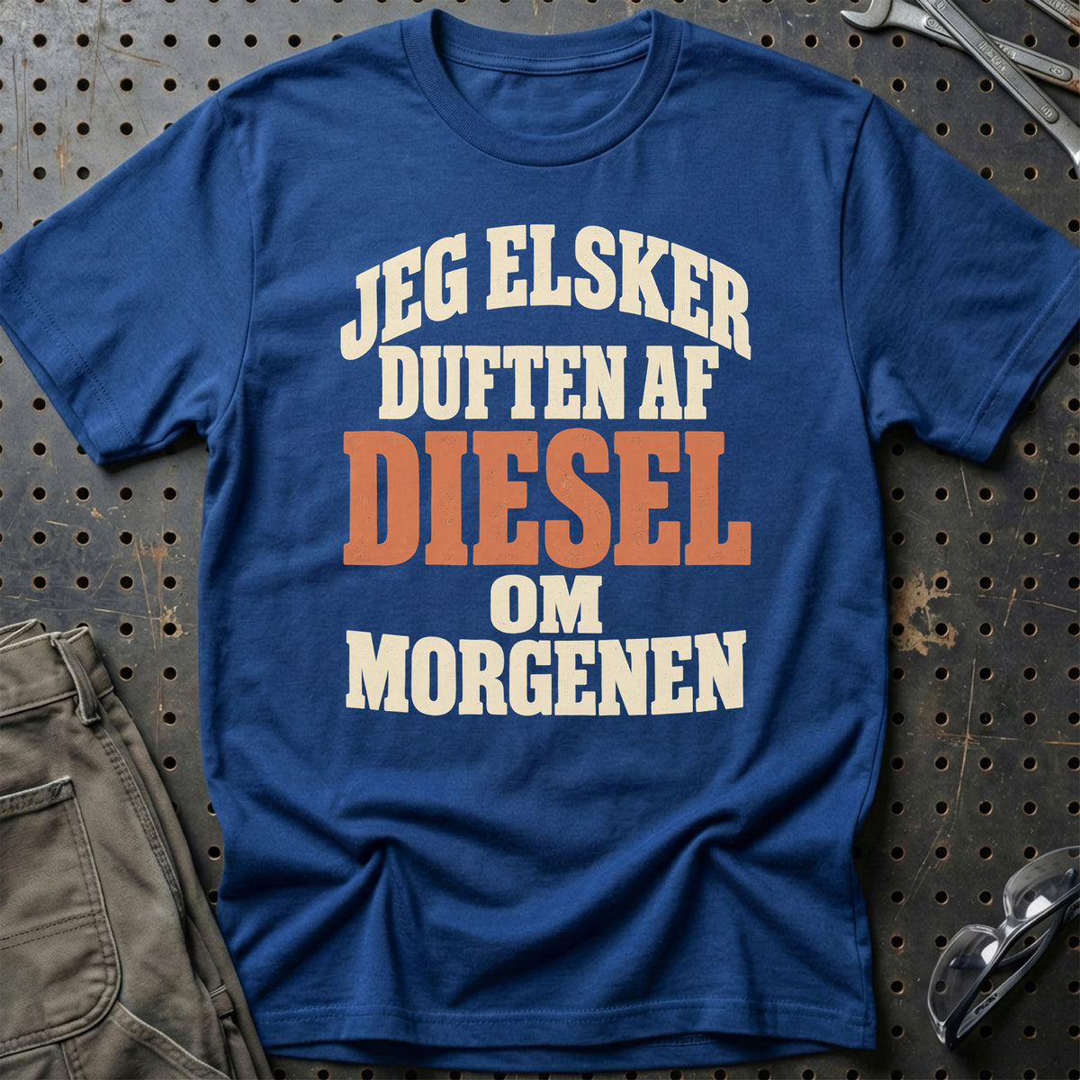 
Produktbillede af Jeg Elsker Duften Af Diesel Om Morgenen T-Shirt