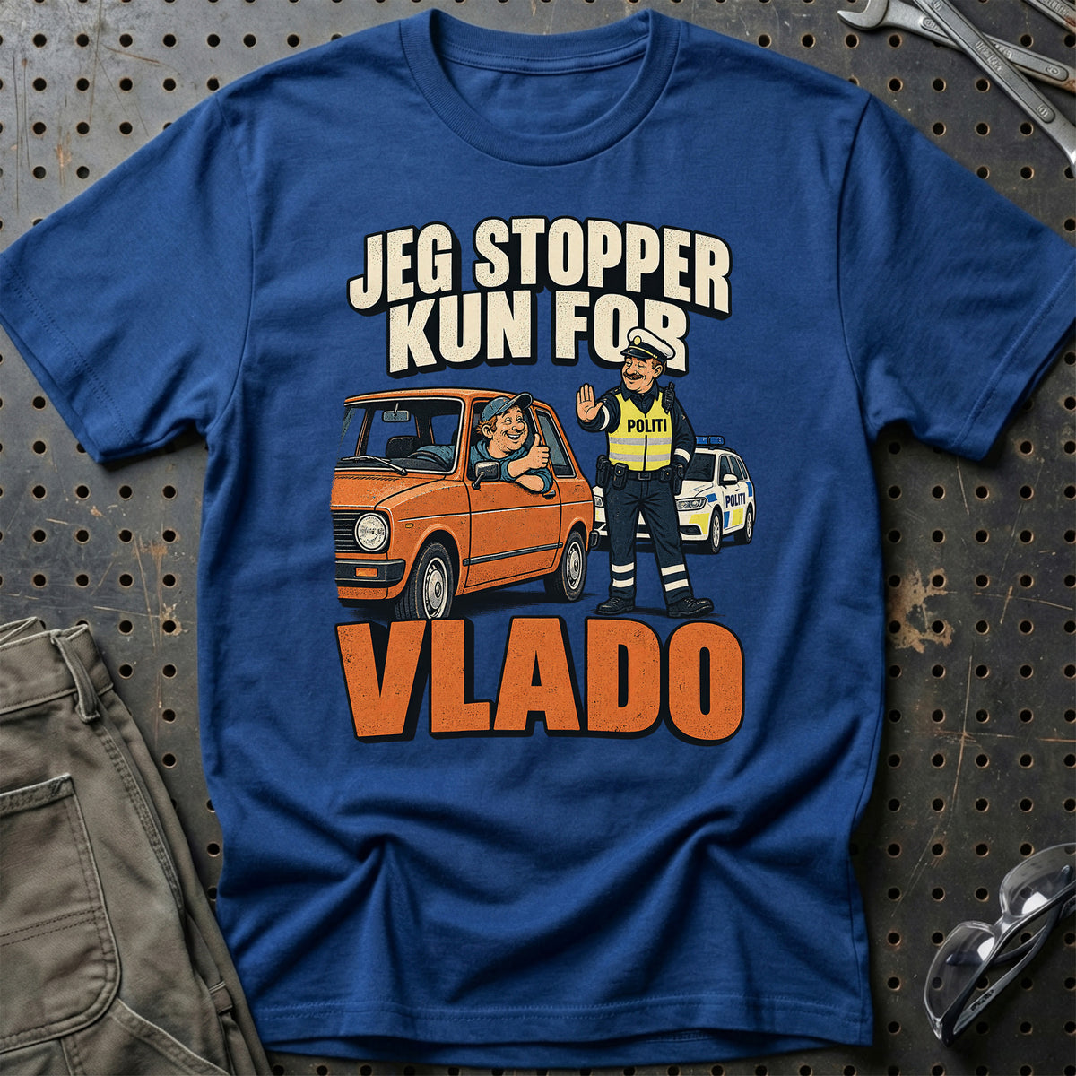
Produktbillede af Jeg Stopper Kun For Vlado – Illustration T-Shirt