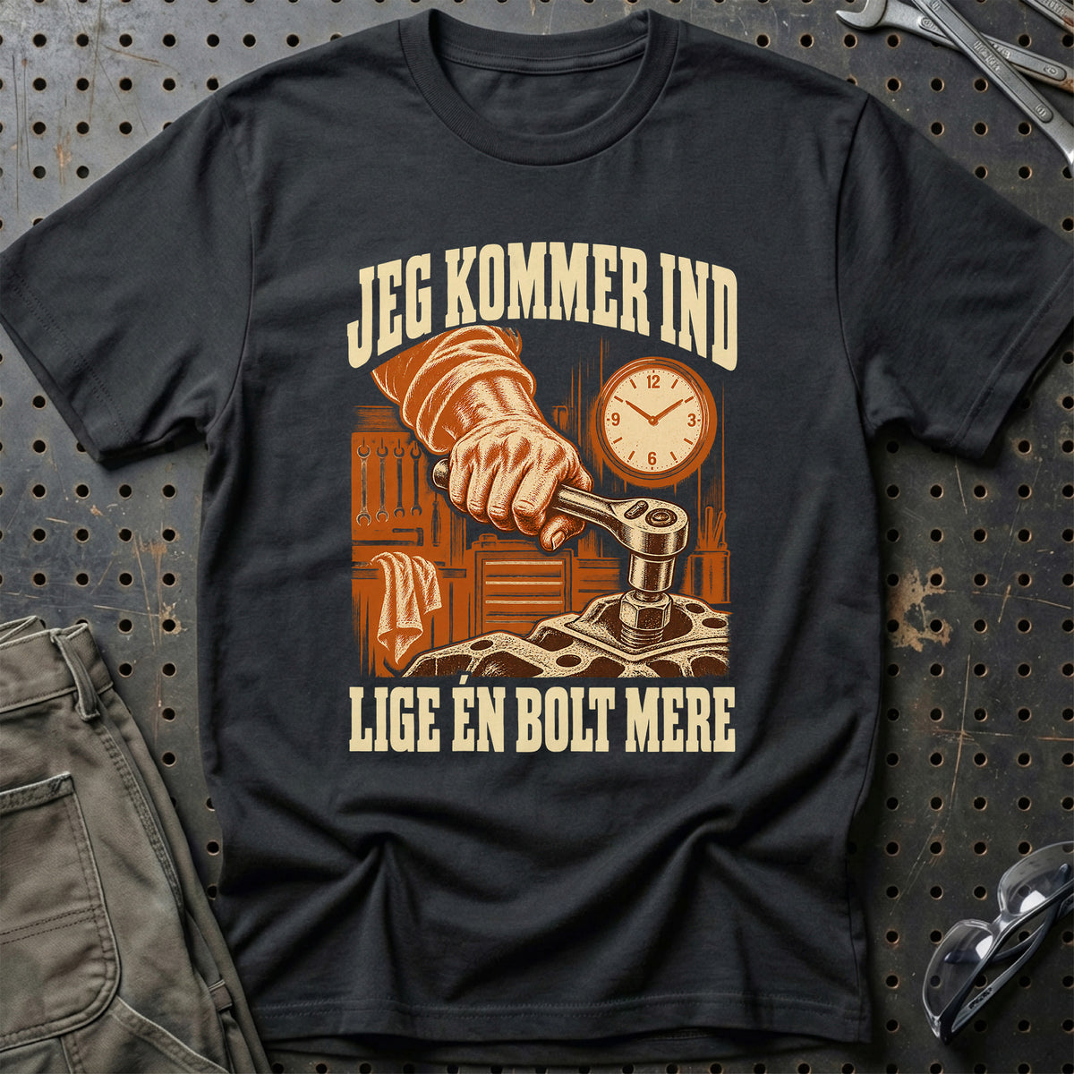 
Produktbillede af Jeg kommer ind – Lige én bolt mere T-Shirt