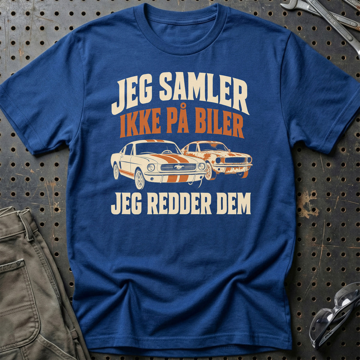 
Produktbillede af Jeg samler ikke på biler jeg redder dem T-Shirt
