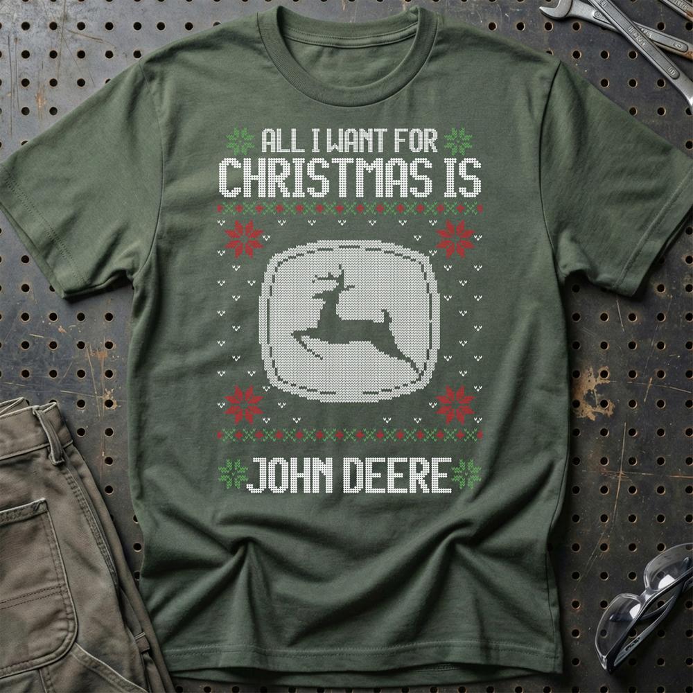 John Deere - All I Want For Christmas - Unisex T-Shirt , Bomuld-Beklædning-John Deere-Grøn Militær-S-Garage Culture Shop- garage - man cave - merchandise