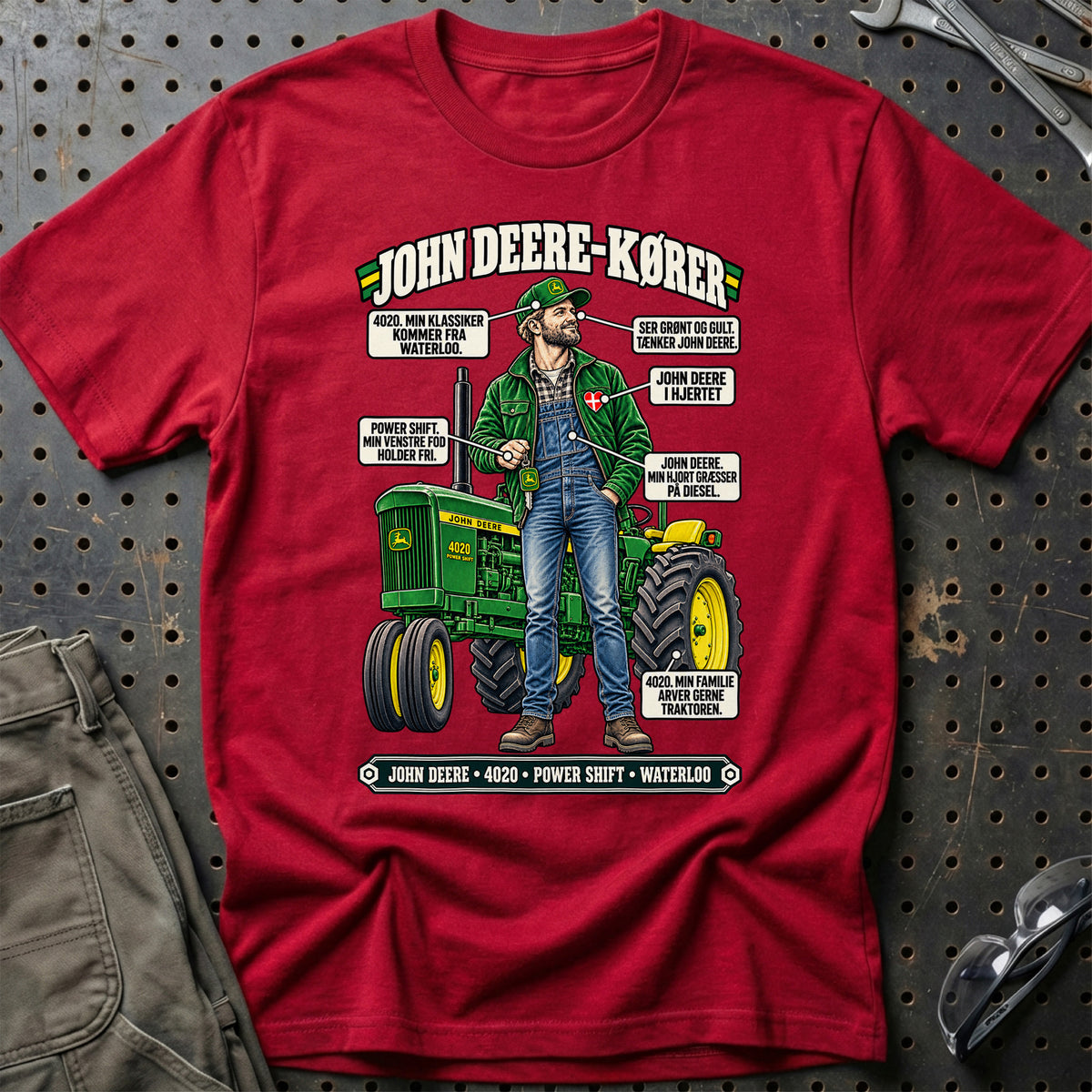 
John Deere-Kører T-Shirt – Rød