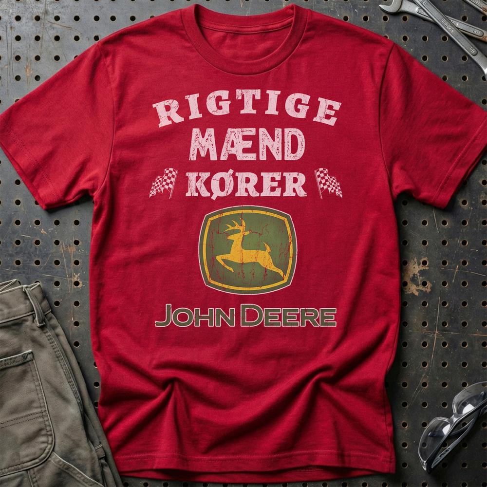 John Deere Rigtige Mænd Kører T-Shirt-Beklædning-John Deere-Rød-S-Garage Culture Shop- garage - man cave - merchandise