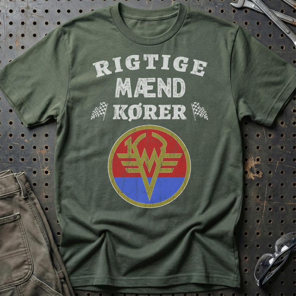 KMZ Rigtige Mænd Kører T-Shirt-Beklædning-KMZ-Grøn Militær-S-Garage Culture Shop- garage - man cave - merchandise