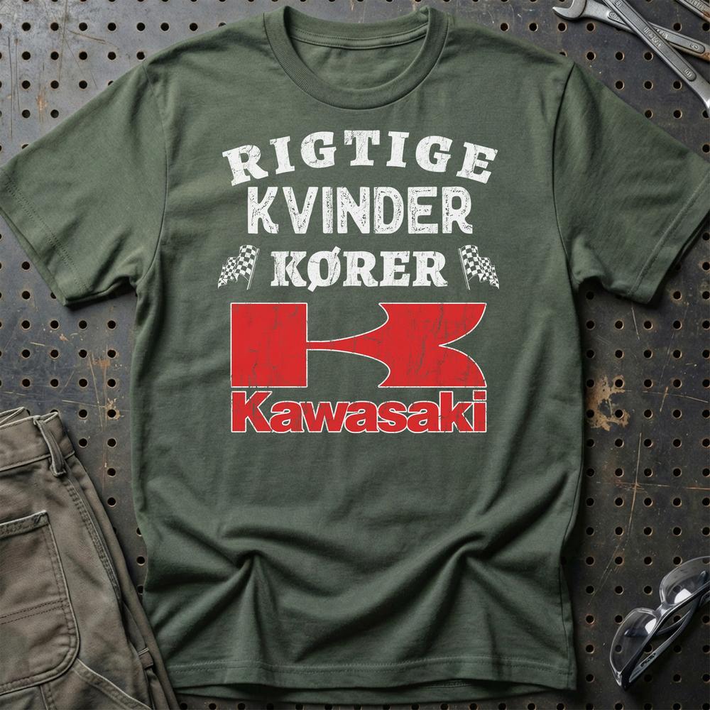 Kawasaki Rigtige Kvinder Kører - Unisex T-Shirt , Bomuld-Beklædning-Kawasaki-Grøn Militær-S-Garage Culture Shop- garage - man cave - merchandise