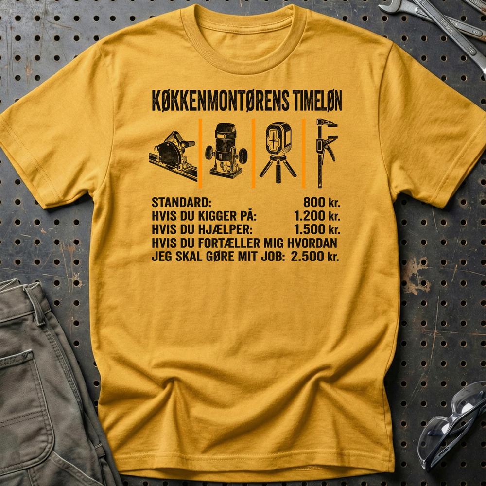 
Produktbillede af Køkkenmontørens Timeløn T-Shirt