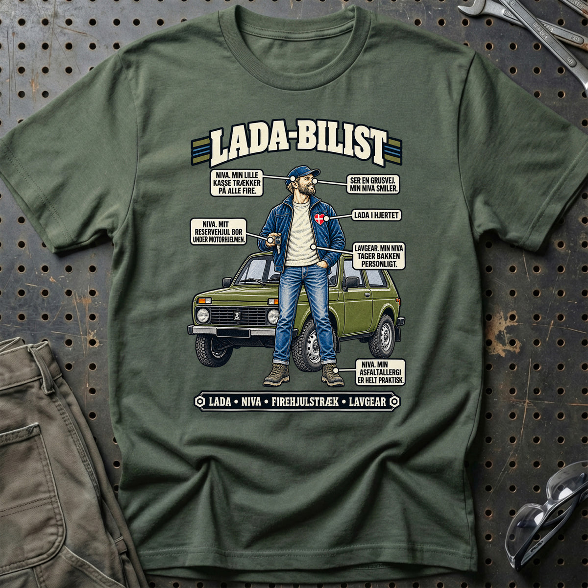 
Lada-Bilist T-Shirt – Grøn Militær