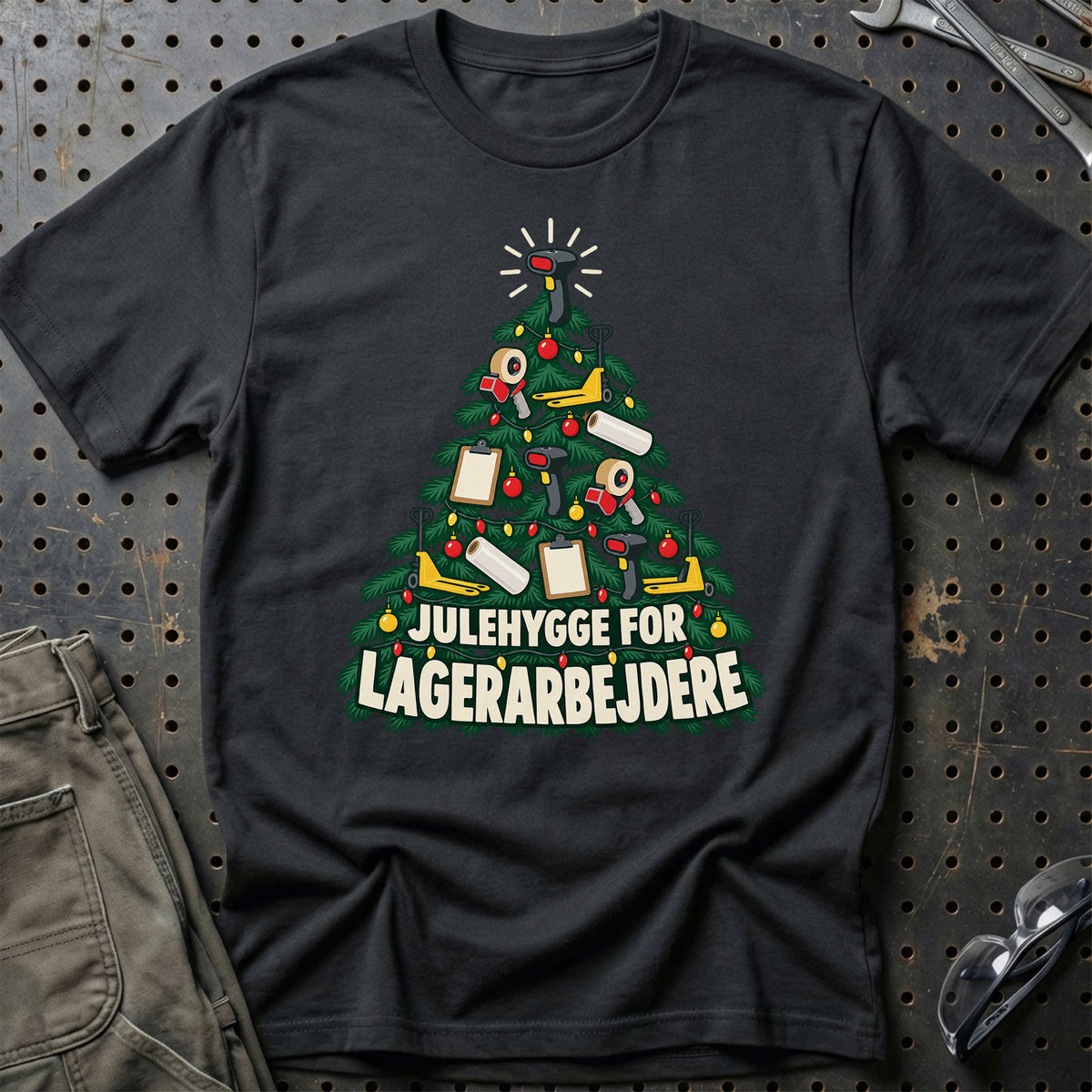
Lagerarbejder – Julehygge – Unisex T-Shirt – Sort