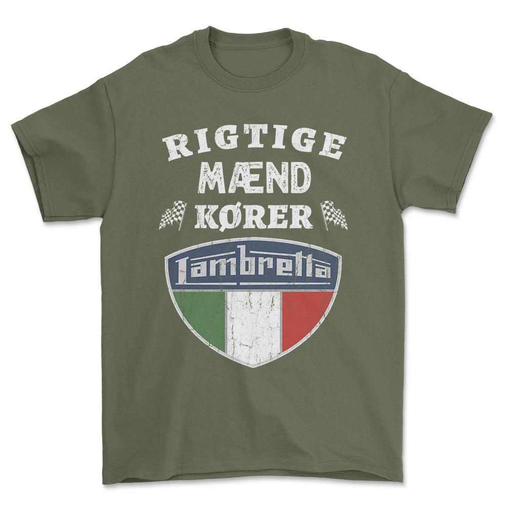 Lambretta Rigtige Mænd Kører - Unisex T-Shirt , Bomuld-Beklædning-Lambretta-Grøn Militær-S-Forside-Garage Culture Shop- garage - man cave - merchandise