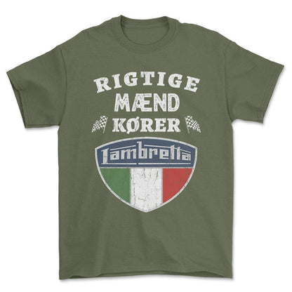 Lambretta Rigtige Mænd Kører - Unisex T-Shirt , Bomuld-Beklædning-Lambretta-Grøn Militær-S-Forside-Garage Culture Shop- garage - man cave - merchandise