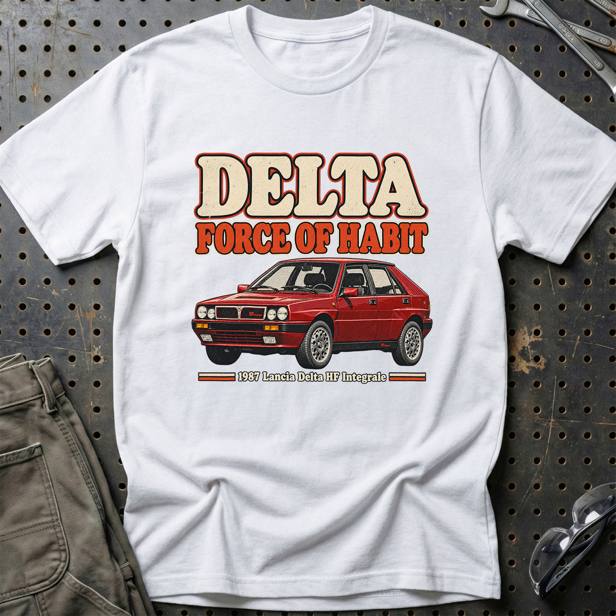 
Lancia Delta HF Integrale 1987 – Delta Force of Habit T-Shirt – Hvid