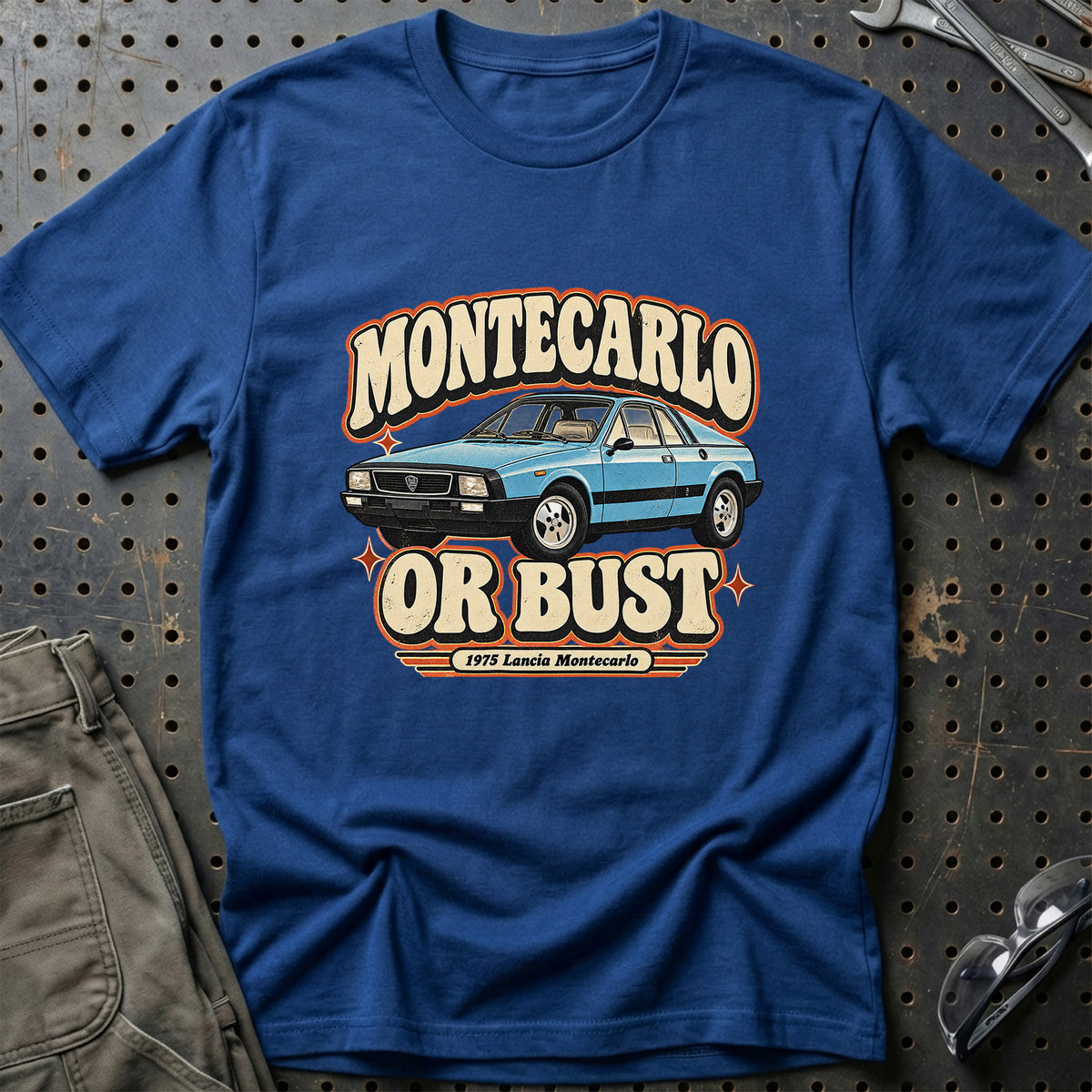 
Lancia Montecarlo 1975 – Montecarlo or Bust T-Shirt – Blå Royal